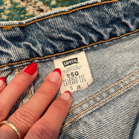 VERY VINTAGE Levi’s ORANGE TAB 950 Jeans - Picture 4 of 9